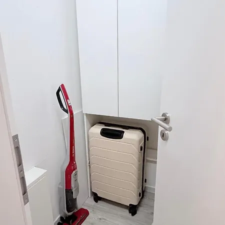 Modernes Voll Moebliertes Neubau Mit Terrasse In Ruhiger Lage Appartement Osnabrück